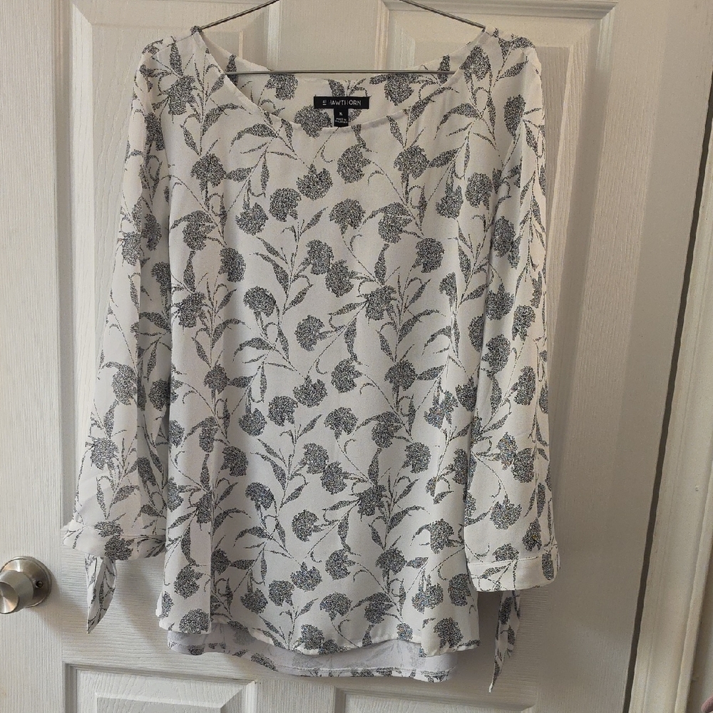 41 Hawthorn White Blouse with Gray Floral Print
